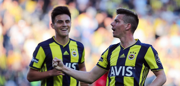 La Uefa endurece la sanción al Fenerbahçe por incumplir el ‘fair play’ financiero